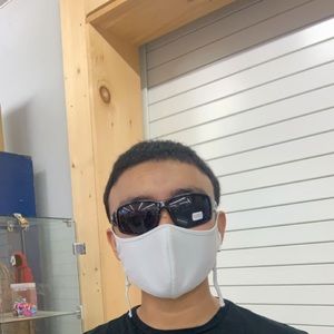 Meet your Posher, Leonardo